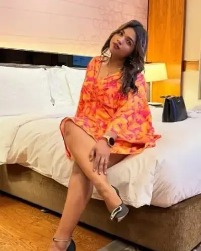 Escorts In Chandur Railway